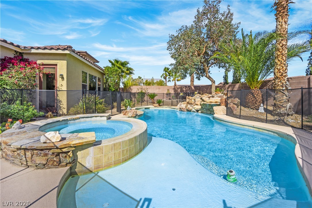 6864 Desert Island Street Las Vegas NV 89149