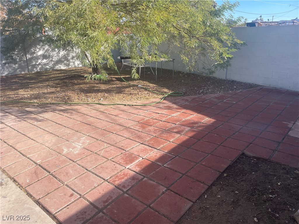 1905 Weldon Place Las Vegas NV 89104