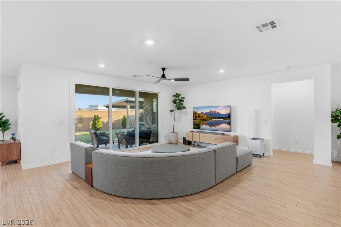 6221 Lamont Hills Avenue Las Vegas NV 89139