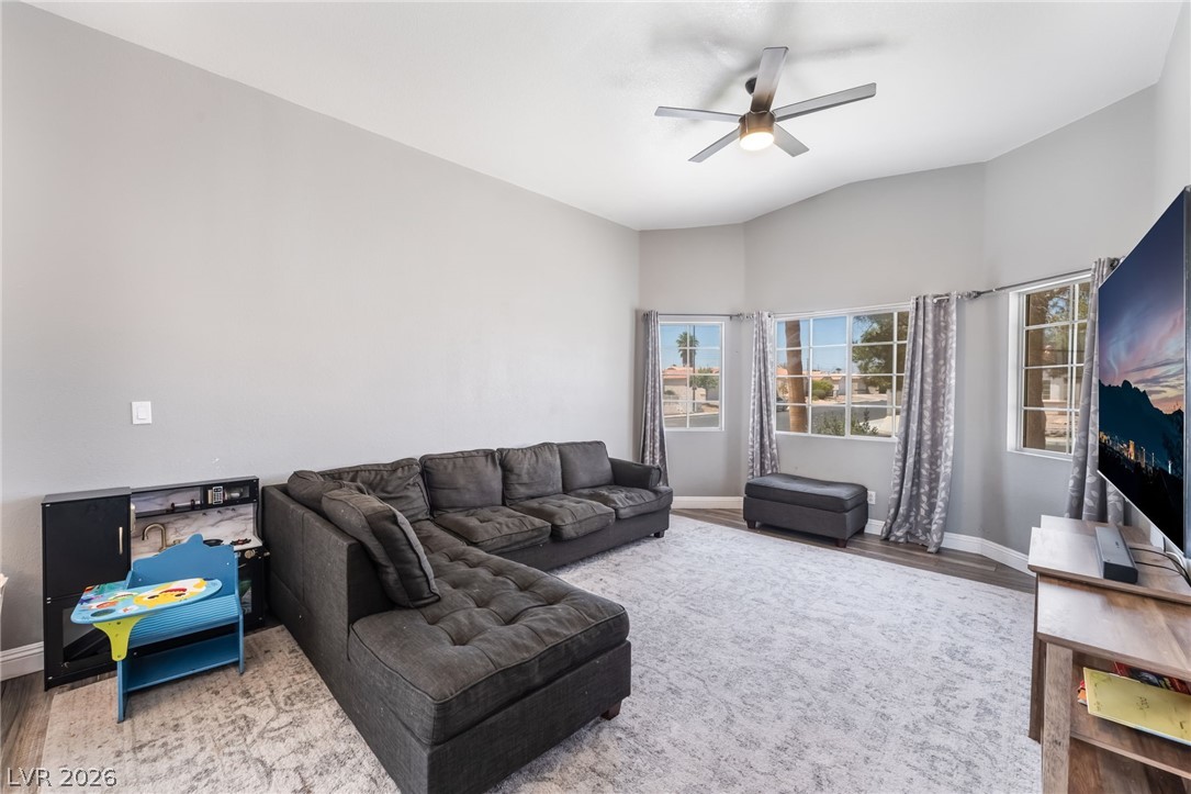 5218 Sangara Drive North Las Vegas NV 89031