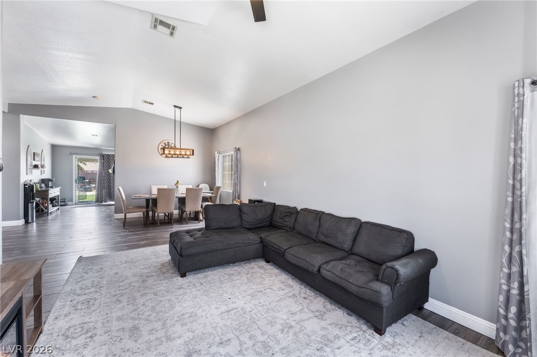 5218 Sangara Drive North Las Vegas NV 89031