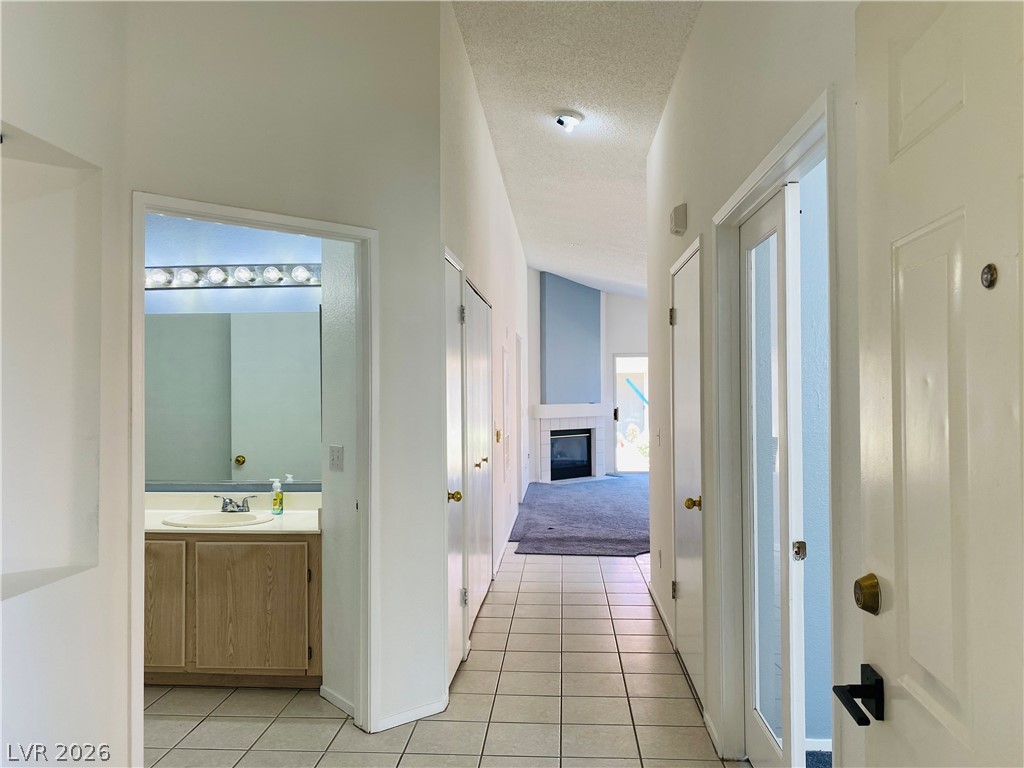 7820 Ravenhollow Lane Las Vegas NV 89145