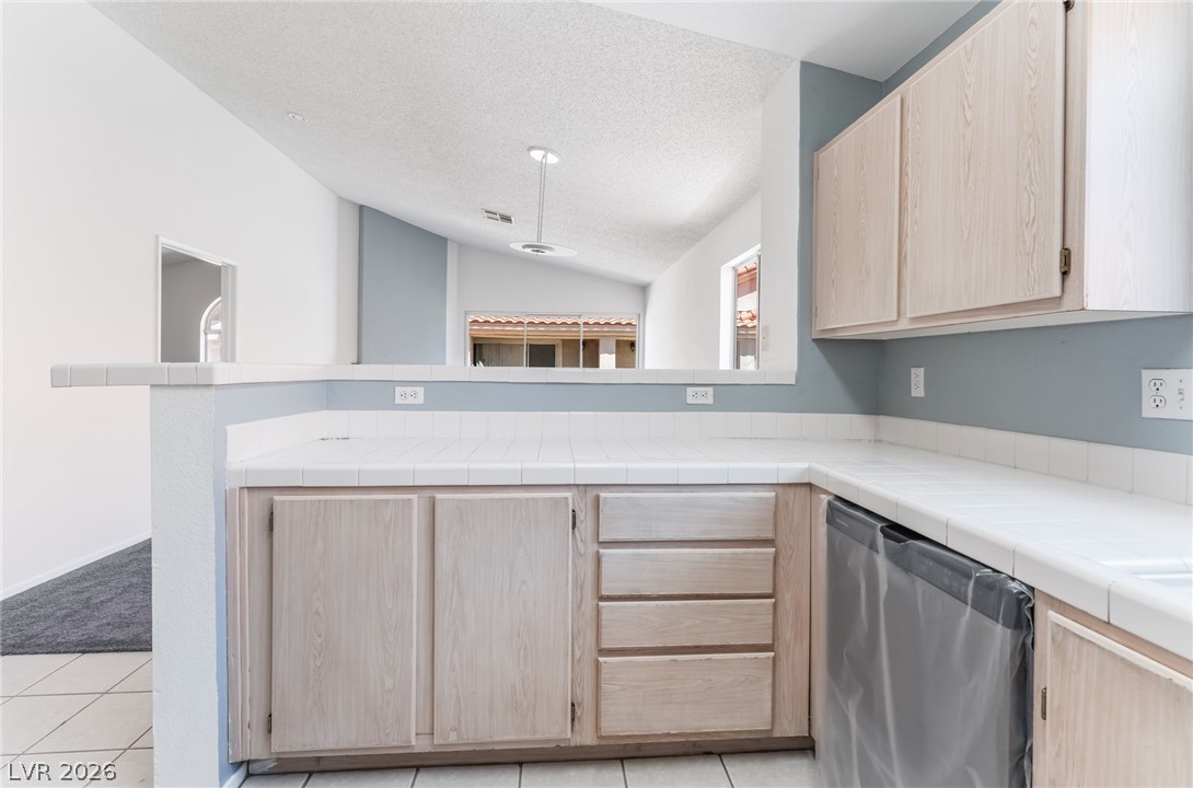 7820 Ravenhollow Lane Las Vegas NV 89145
