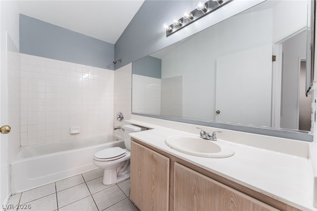 7820 Ravenhollow Lane Las Vegas NV 89145