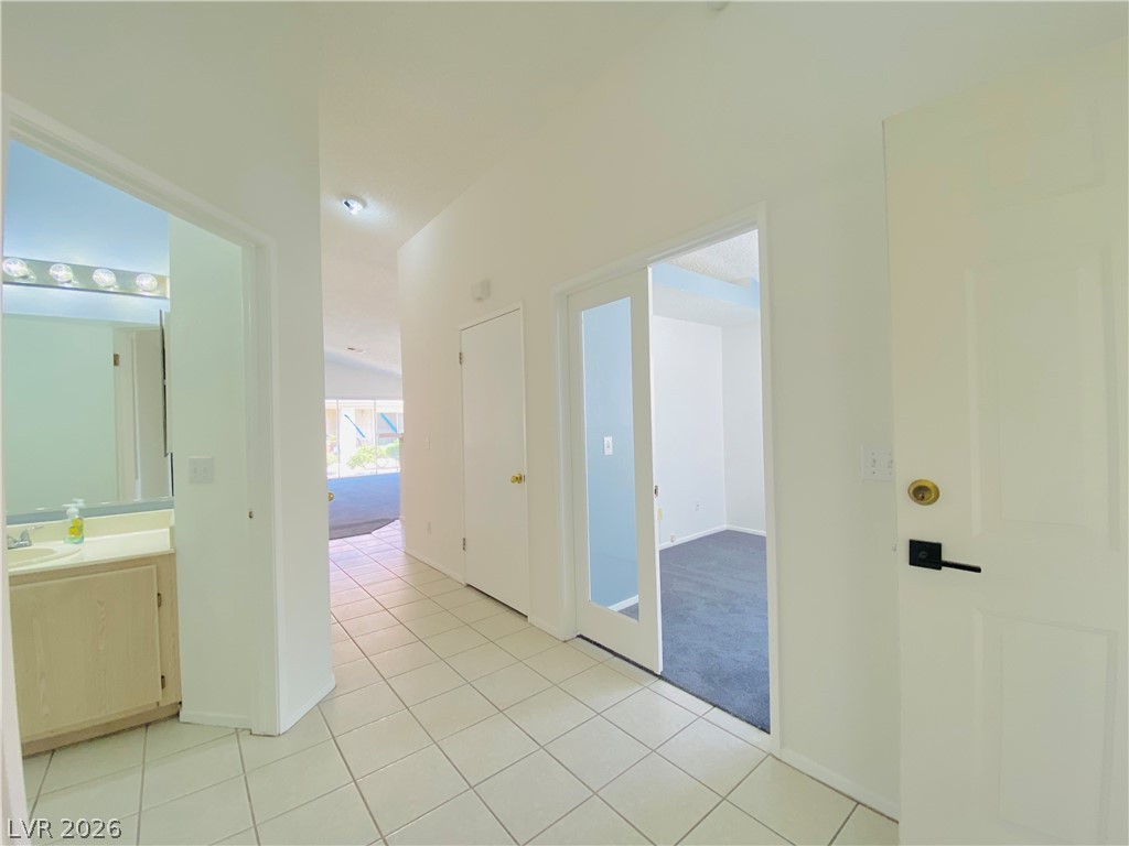 7820 Ravenhollow Lane Las Vegas NV 89145