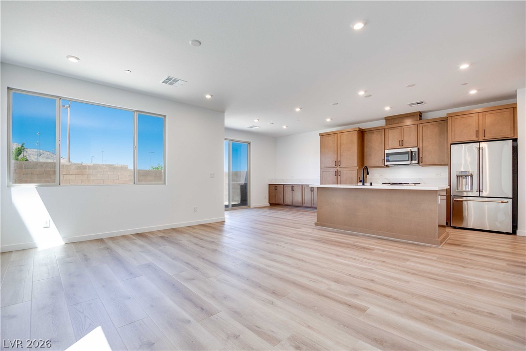 11952 Angle Cliff Avenue Las Vegas NV 89138