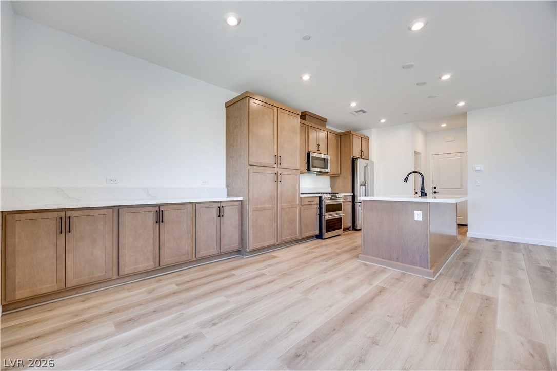 11952 Angle Cliff Avenue Las Vegas NV 89138