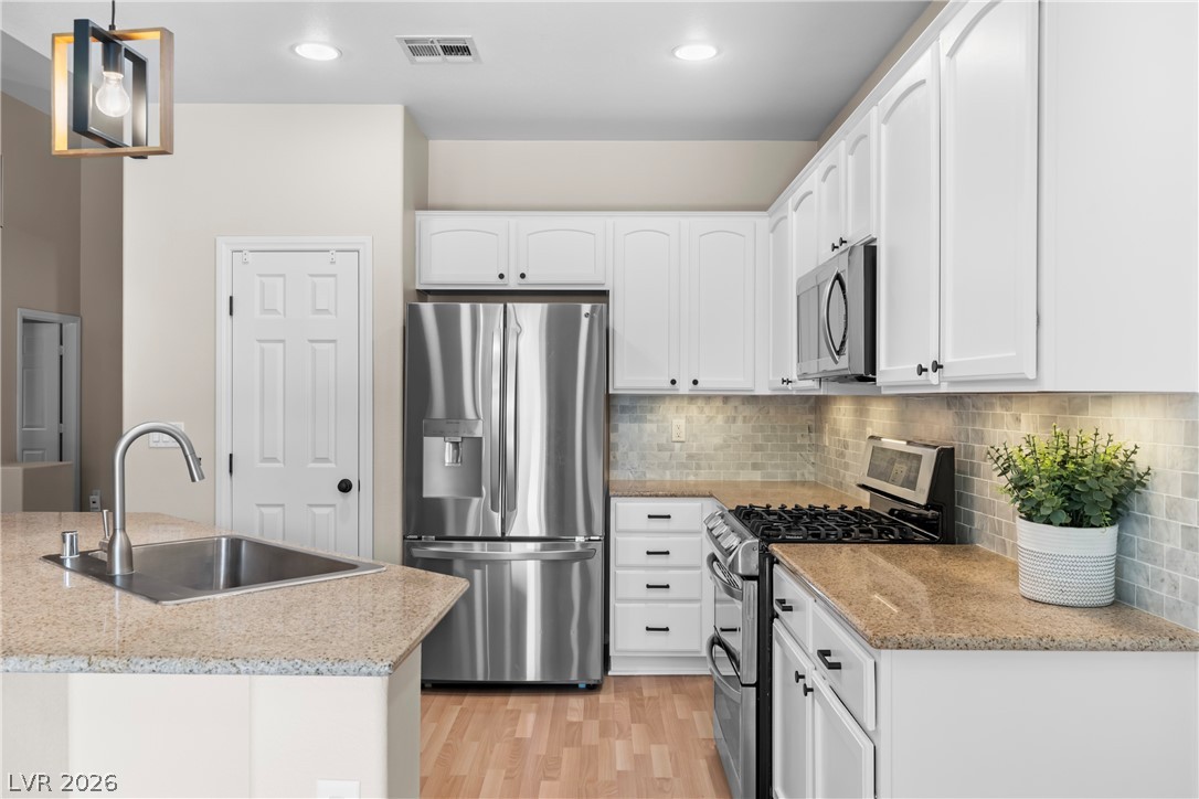 8112 Hamilton Falls Street North Las Vegas NV 89085