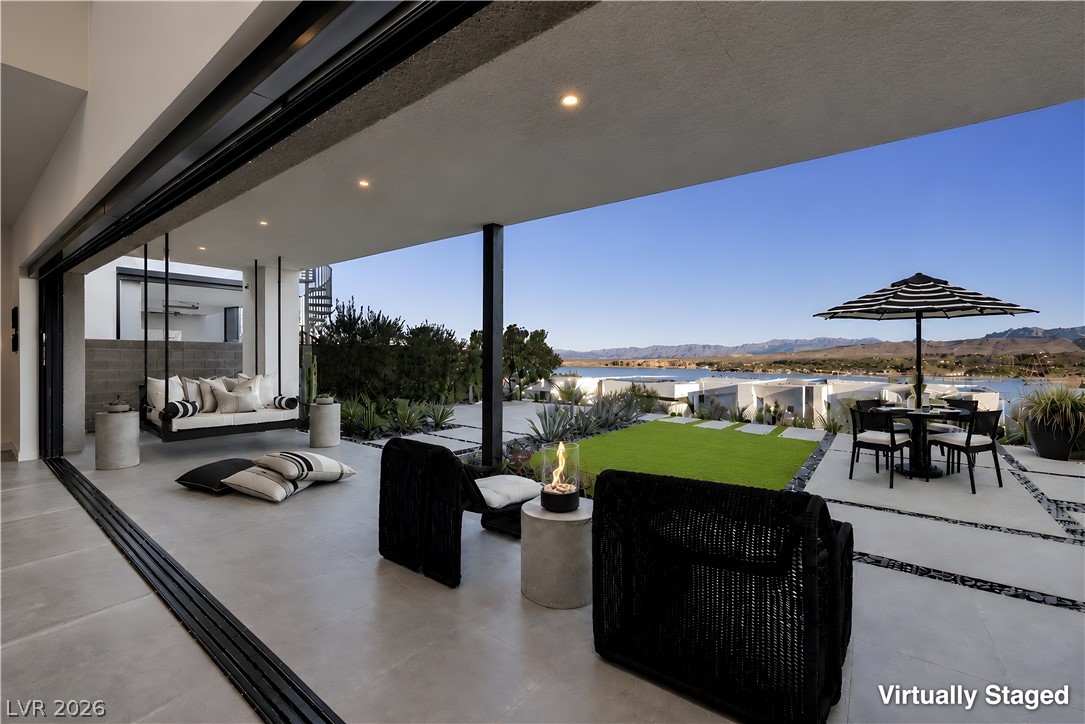 25 Falling Ridge Lane Henderson NV 89011