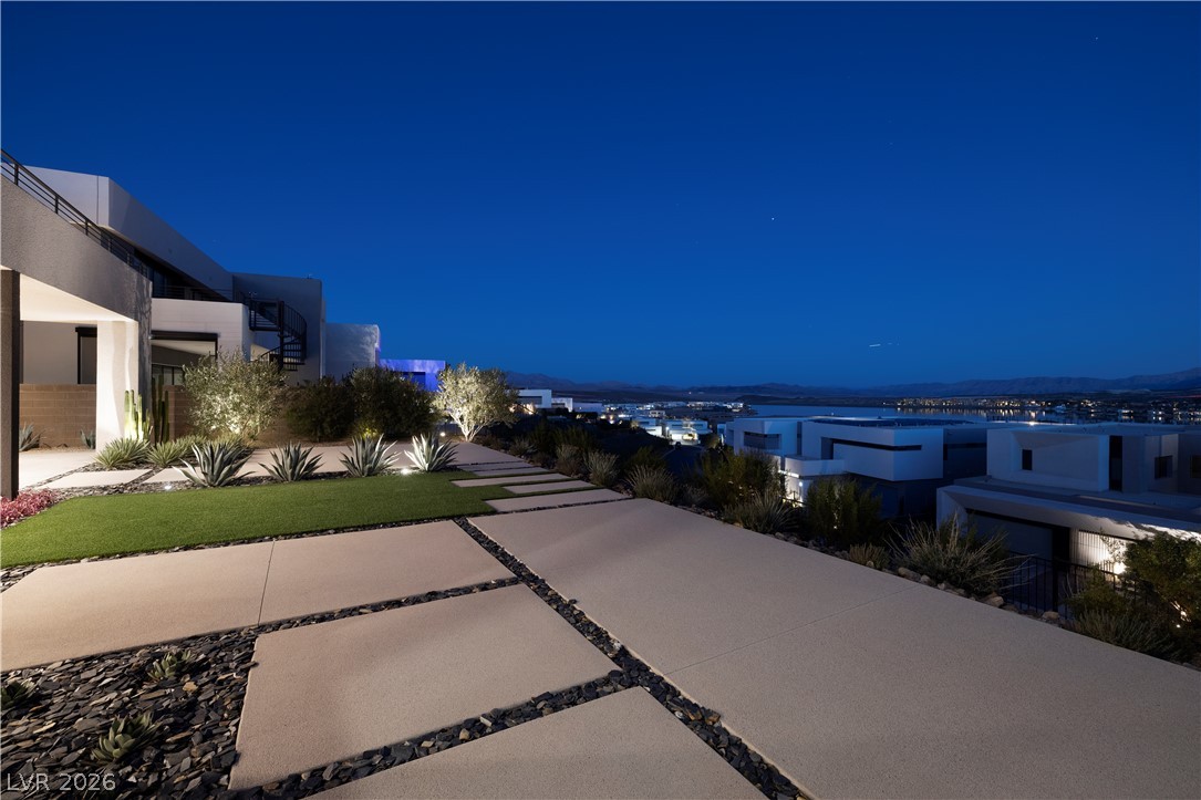 25 Falling Ridge Lane Henderson NV 89011