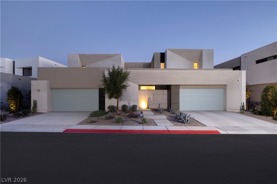 25 Falling Ridge Lane Henderson NV 89011