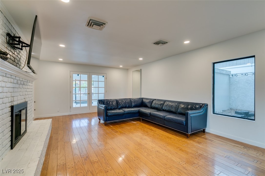 2875 Rosanna Street Las Vegas NV 89117