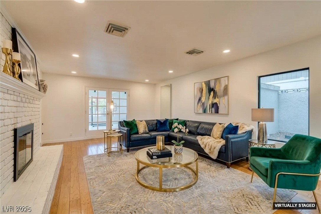 2875 Rosanna Street Las Vegas NV 89117