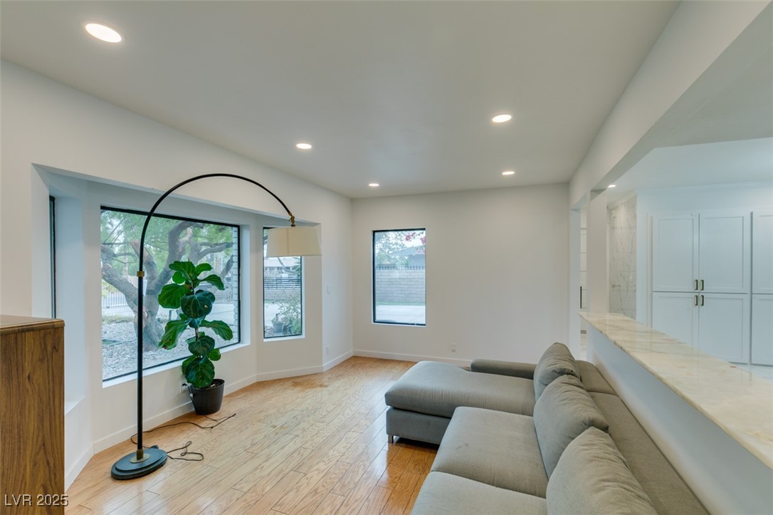 2875 Rosanna Street Las Vegas NV 89117