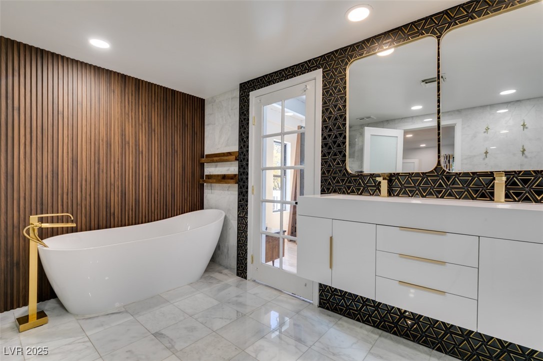 2875 Rosanna Street Las Vegas NV 89117