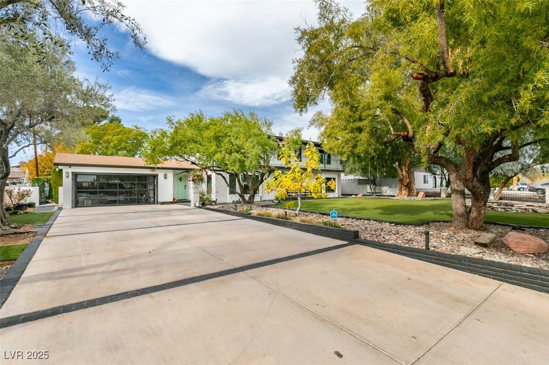 2875 Rosanna Street Las Vegas NV 89117