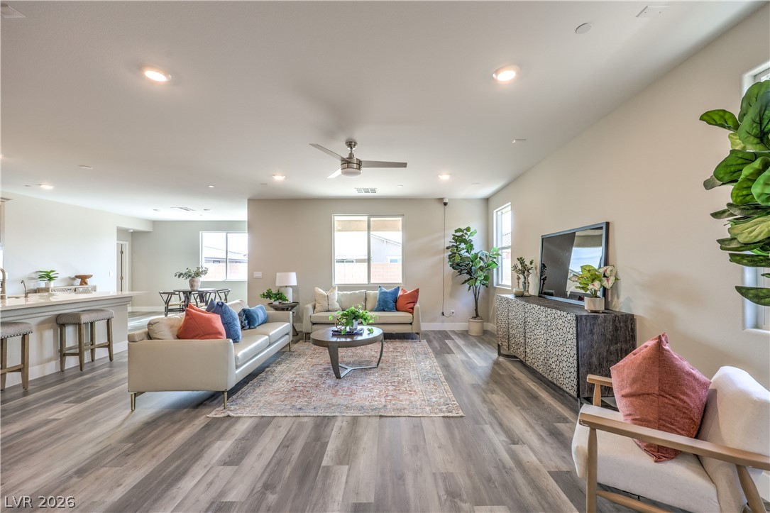 1036 Fox Falcon Street Henderson NV 89011