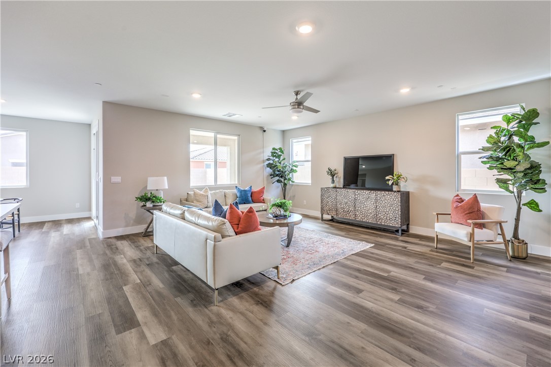 1036 Fox Falcon Street Henderson NV 89011