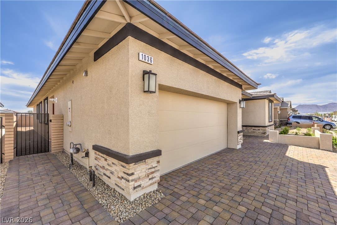 1036 Fox Falcon Street Henderson NV 89011