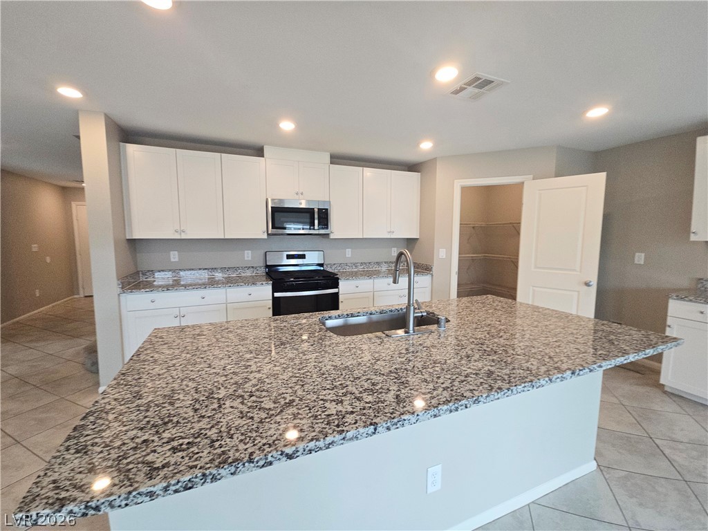 1221 Deep Valley Avenue North Las Vegas NV 89084