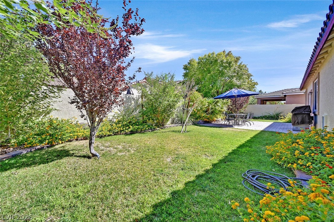 8208 Redbud Vine Street North Las Vegas NV 89085