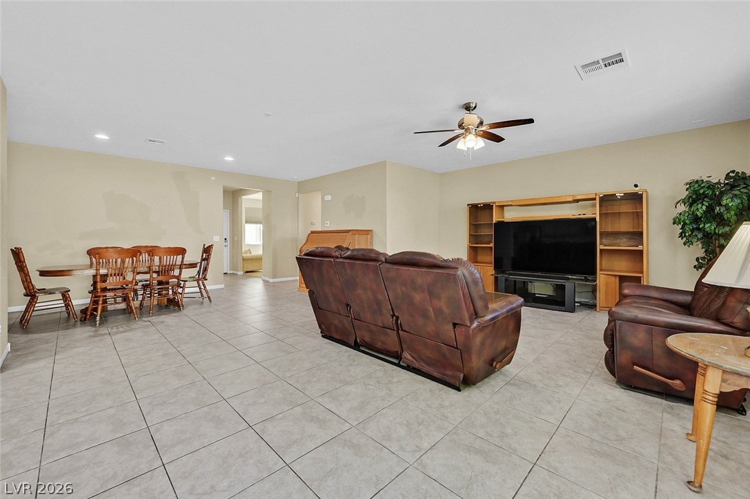 8208 Redbud Vine Street North Las Vegas NV 89085