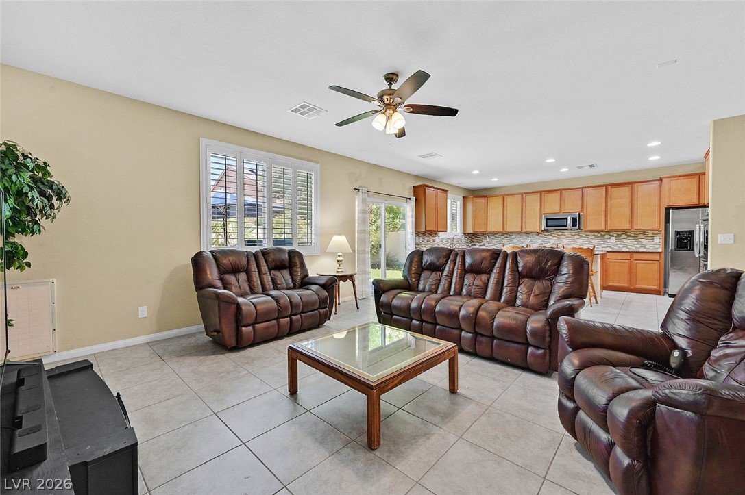 8208 Redbud Vine Street North Las Vegas NV 89085