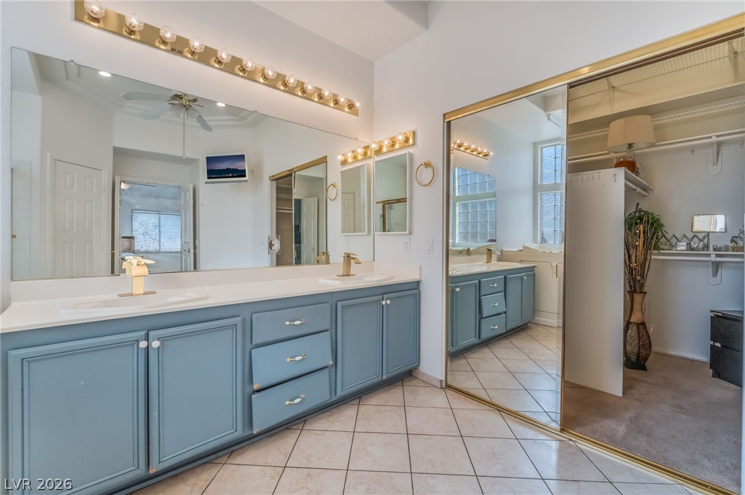 1554 Mount Hood Street Las Vegas NV 89110