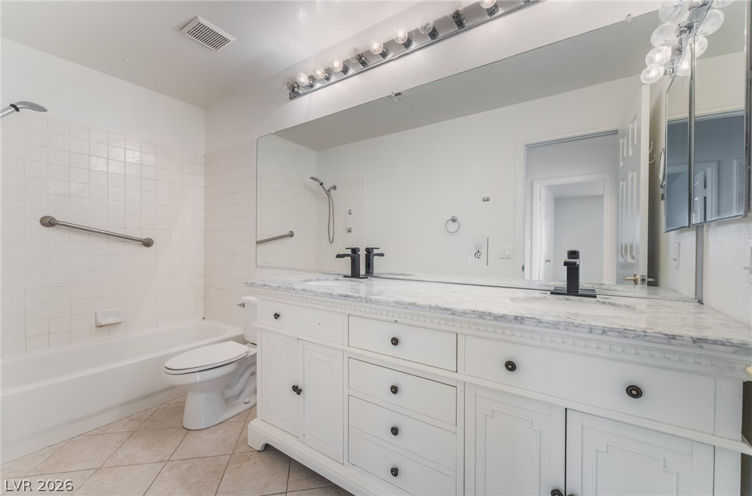 1554 Mount Hood Street Las Vegas NV 89110