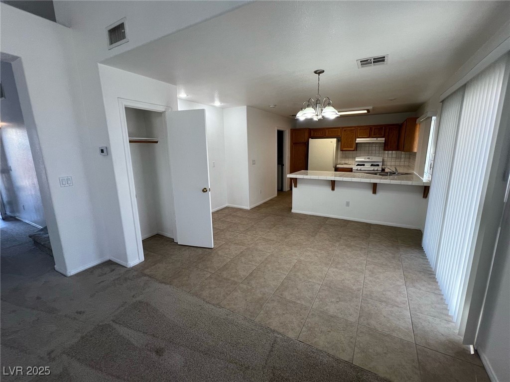 7968 Dinsmore Drive Las Vegas NV 89117