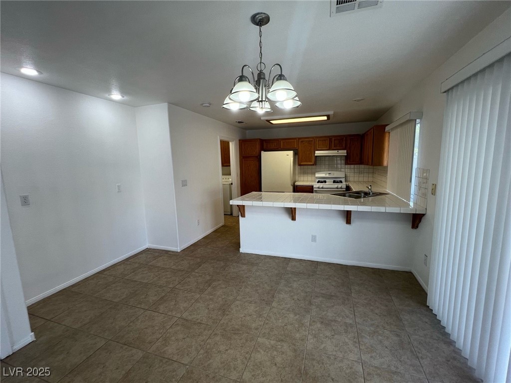 7968 Dinsmore Drive Las Vegas NV 89117