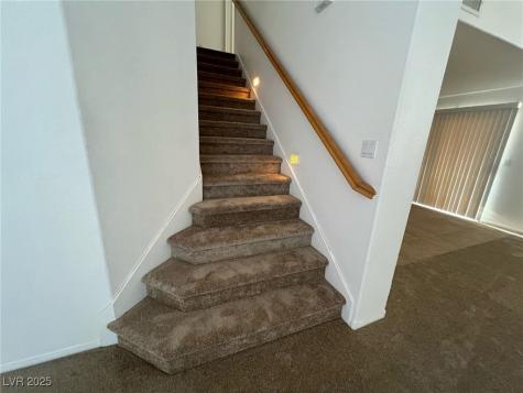 7968 Dinsmore Drive Las Vegas NV 89117