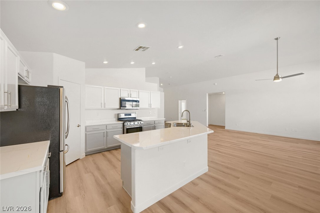 4708 Gleaming Meadows Street North Las Vegas NV 89031
