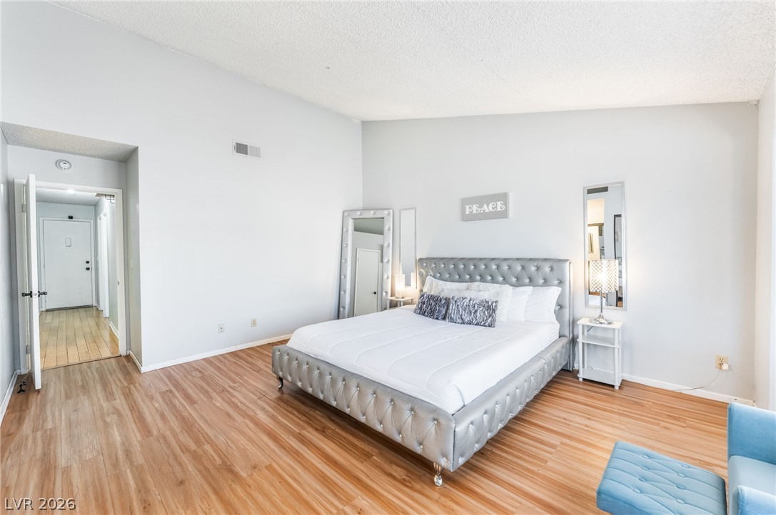 901 Shifting Sands Drive Las Vegas NV 89108