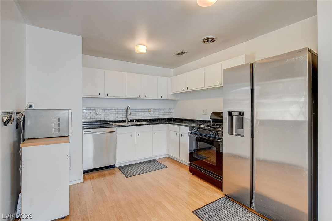 804 Larch Court Las Vegas NV 89145