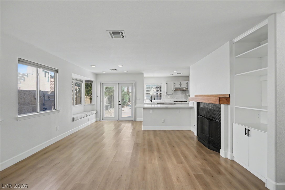 1828 Derbyshire Drive Las Vegas NV 89117