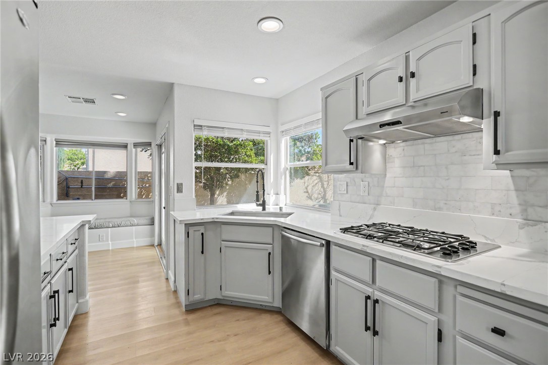 1828 Derbyshire Drive Las Vegas NV 89117