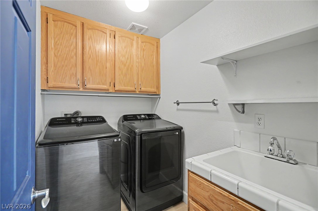 1828 Derbyshire Drive Las Vegas NV 89117
