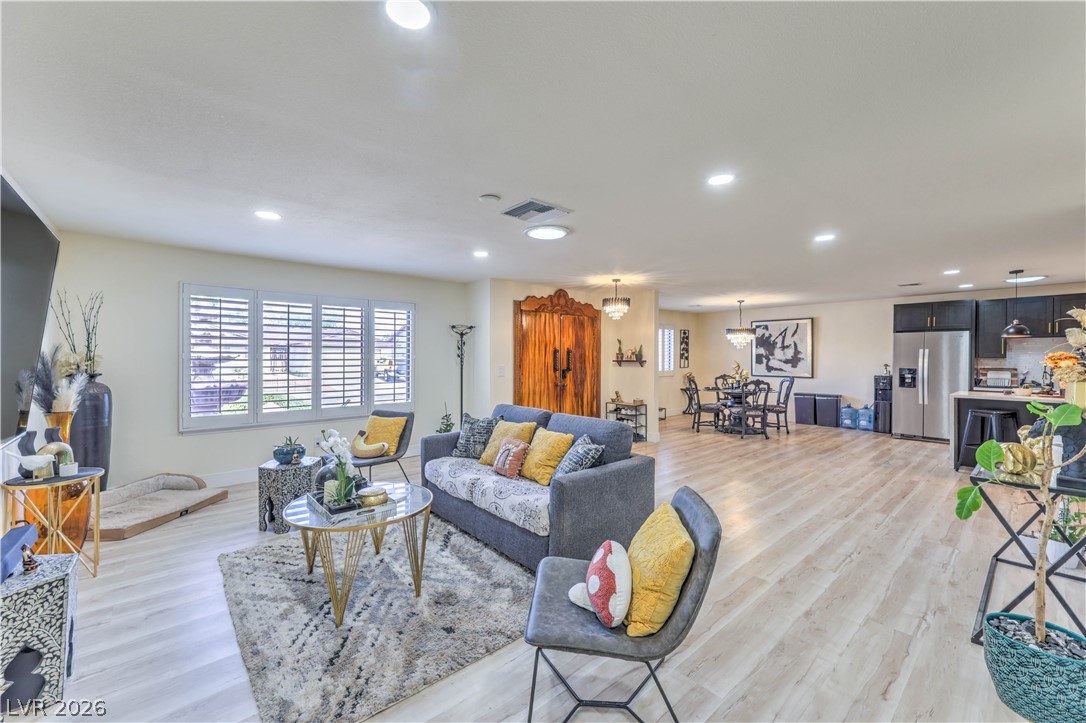 4411 Paseo El Rio Drive Las Vegas NV 89121