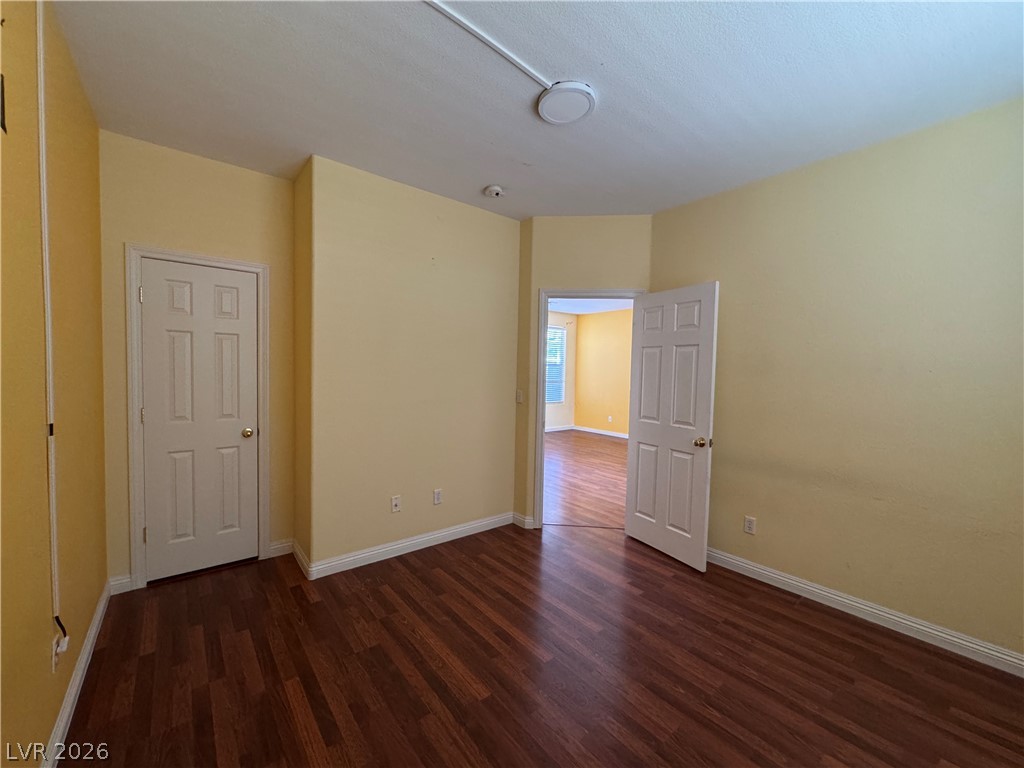 8986 Ellenbrook Street Las Vegas NV 89148