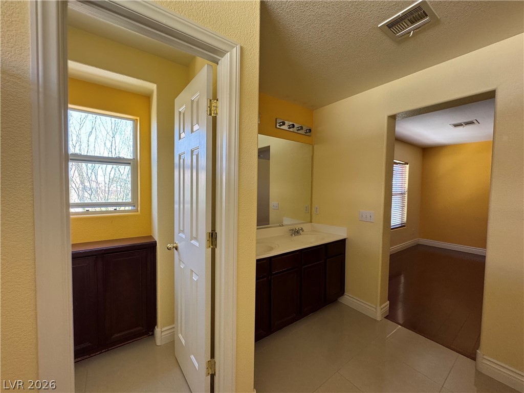 8986 Ellenbrook Street Las Vegas NV 89148