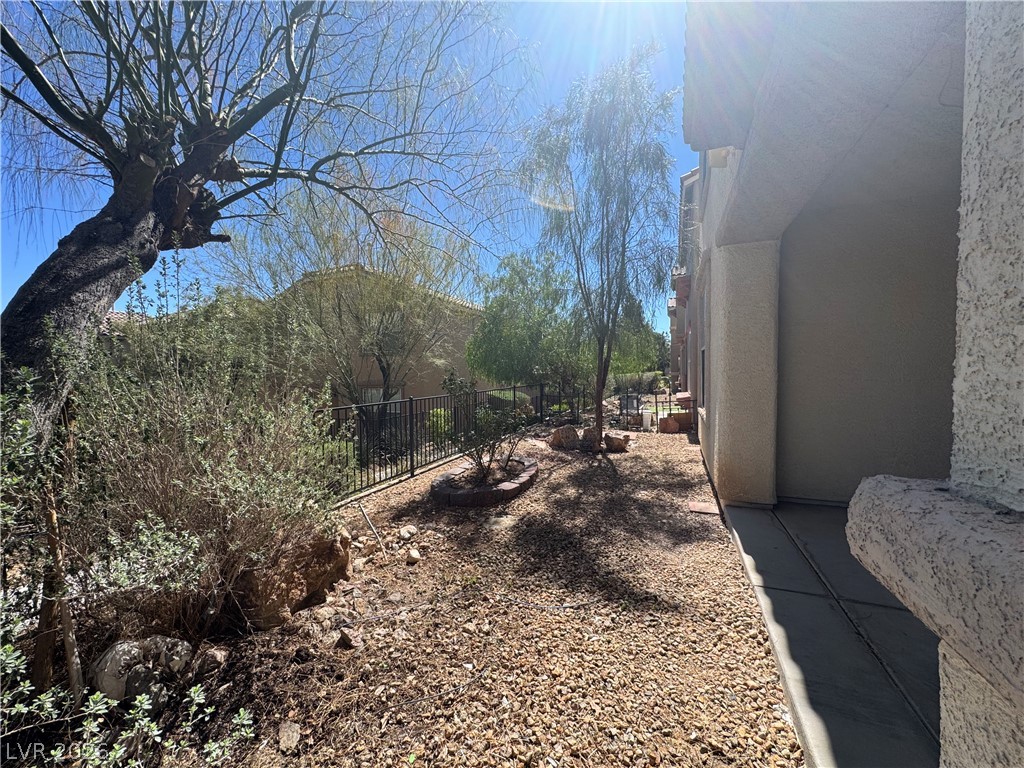 8986 Ellenbrook Street Las Vegas NV 89148