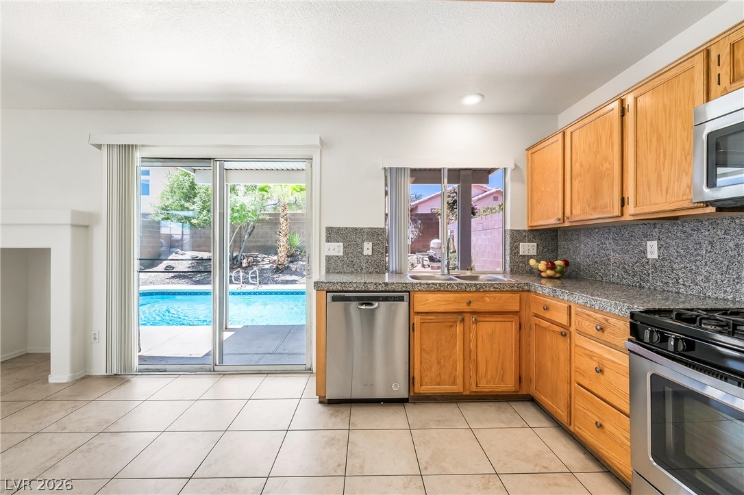 6993 Troubador Drive Las Vegas NV 89119