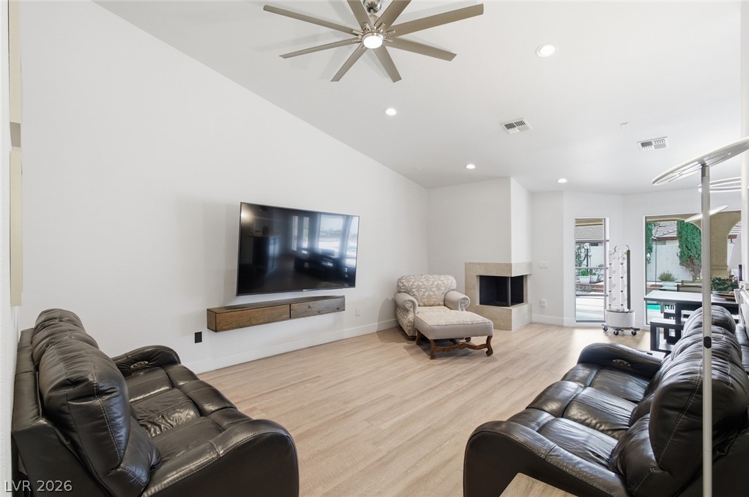 6425 Tara Avenue Las Vegas NV 89146