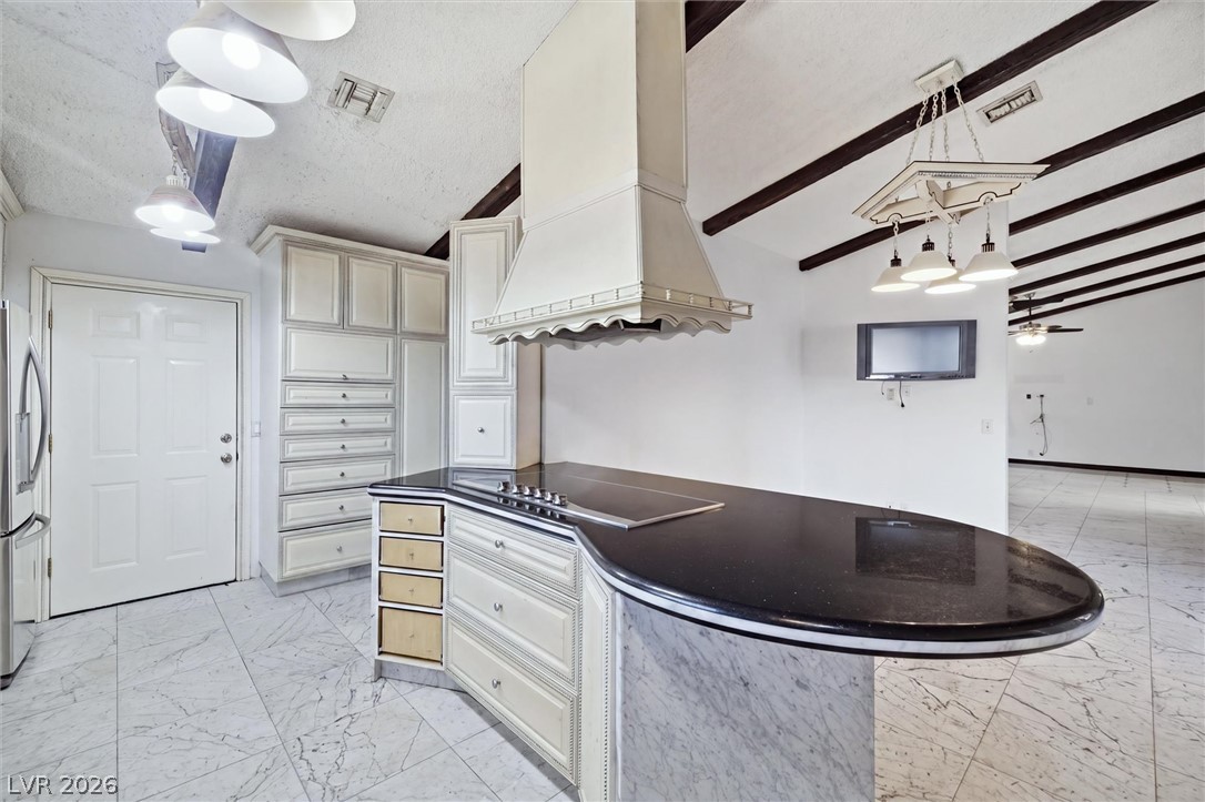 3075 Rosanna Street Las Vegas NV 89117