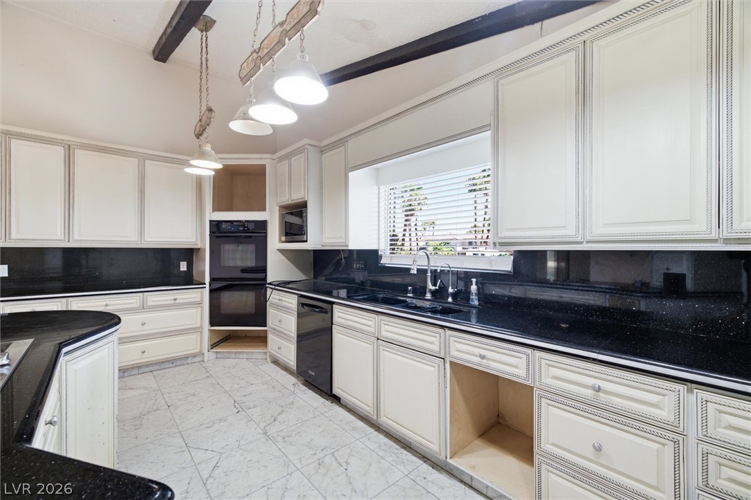 3075 Rosanna Street Las Vegas NV 89117