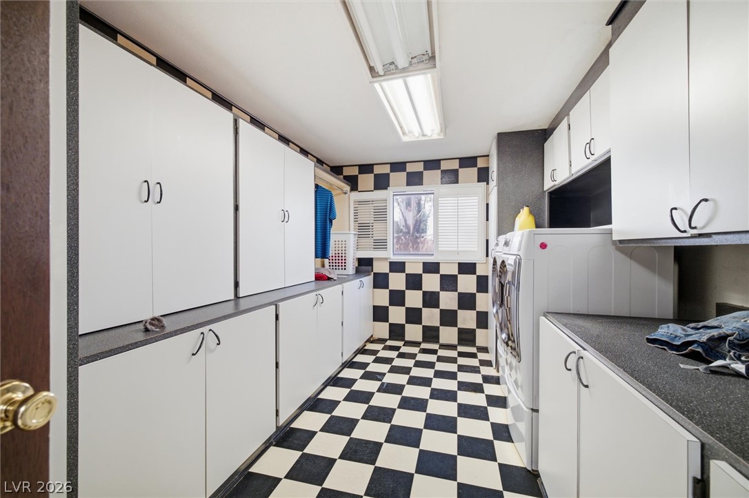 3075 Rosanna Street Las Vegas NV 89117