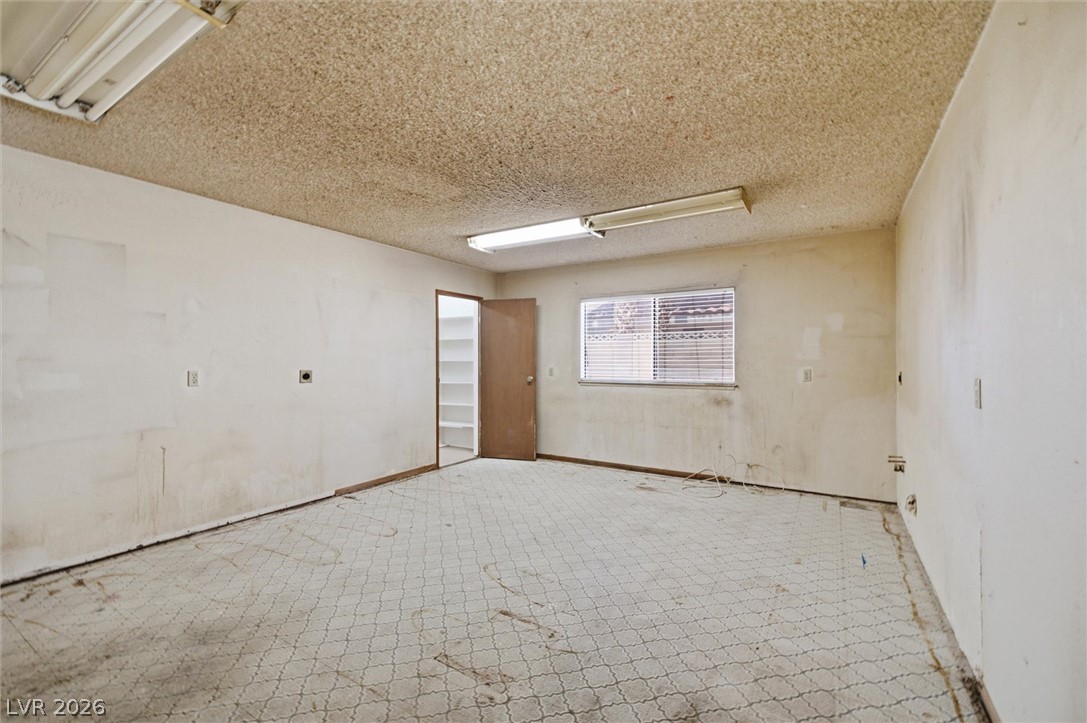 3075 Rosanna Street Las Vegas NV 89117
