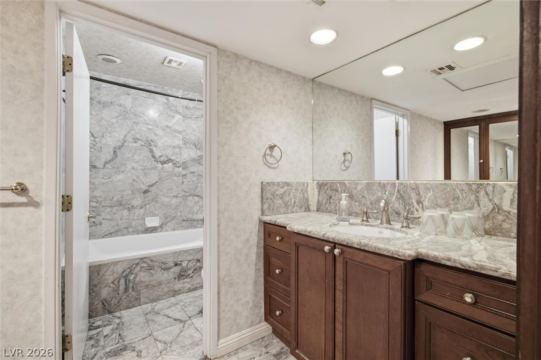 3075 Rosanna Street Las Vegas NV 89117