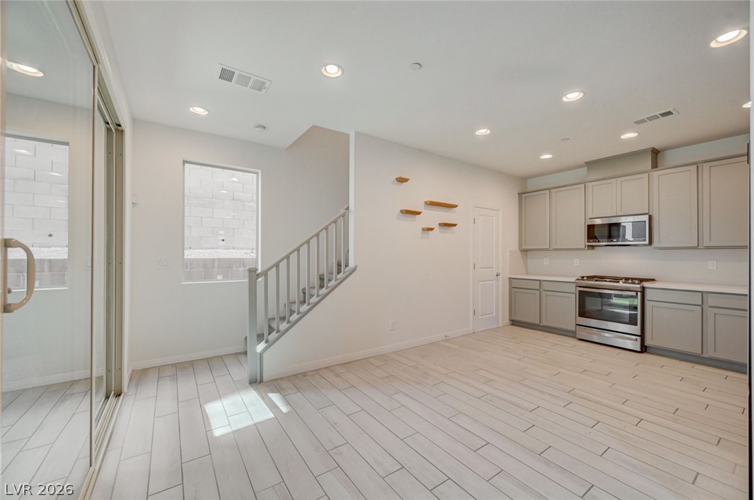 655 Solar Citrine Street Las Vegas NV 89138